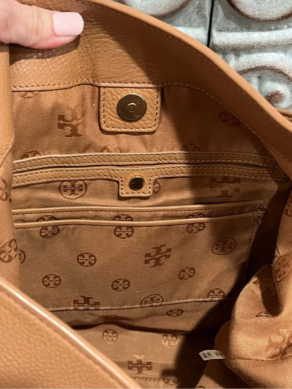 TORY BURCH Britten Large Chain Hobo Brown EUC!